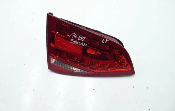 Audi A4 S4 B8 8K Tailgate rear/tail lights 8K5945093K