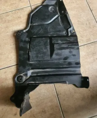 Nissan Almera N16 Engine splash shield/under tray 758944M400 5M300 4M500