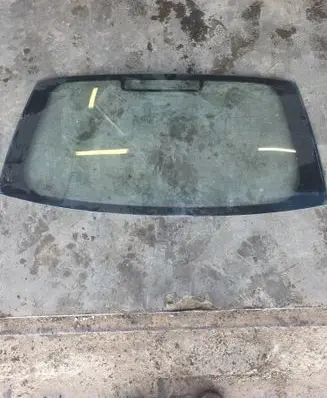 Nissan Almera Tino Rear windscreen/windshield window 