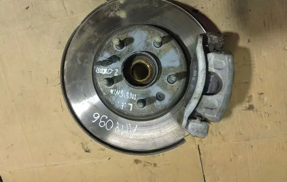 Volvo XC40 Front wheel hub