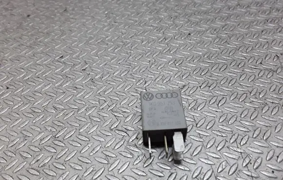 Skoda Octavia Mk2 (1Z) Other relay 1K0951253