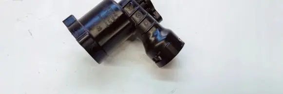 Audi A4 S4 B9 Thermostat/thermostat housing 04L121111H