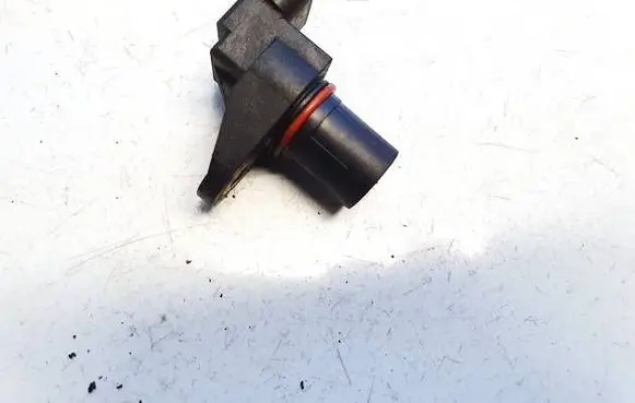 Mercedes-Benz Sprinter W906 Camshaft position sensor A0051531328