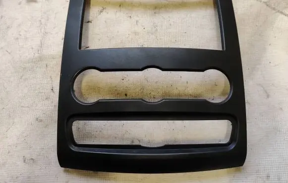 Volkswagen Crafter Radio/GPS head unit trim A9066800017