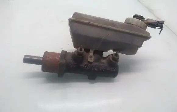 Ford Galaxy Master brake cylinder 7M1611303