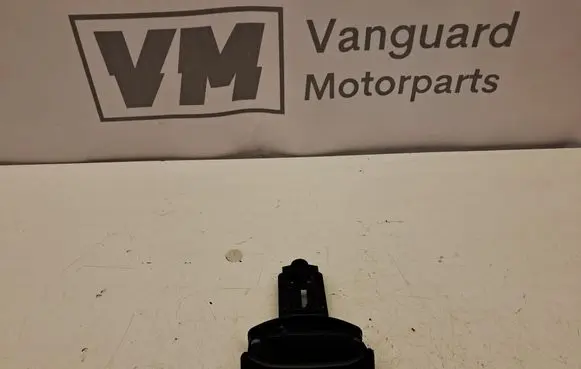 Mercedes-Benz E C207 W207 Hand brake release handle A2044200177
