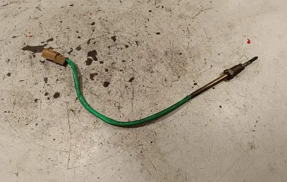 Nissan X-Trail T32 Exhaust gas temperature sensor 