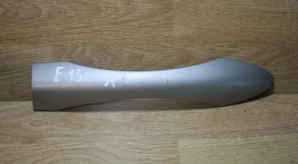 Toyota Auris 150 Rear door handle trim 74646-02020