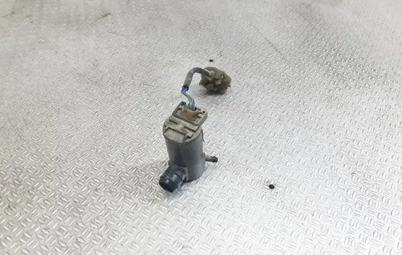 KIA Sportage Windscreen/windshield washer pump