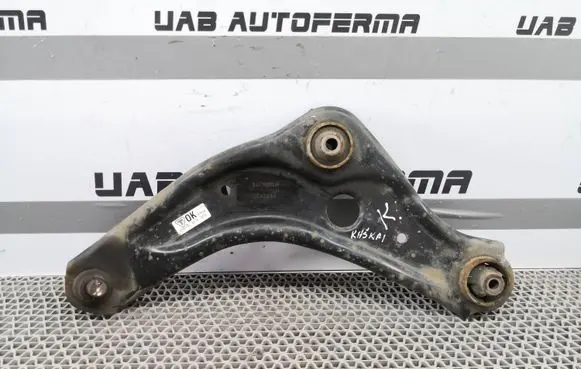 Nissan Qashqai Front lower control arm/wishbone 