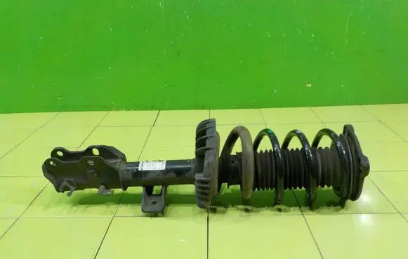 Mercedes-Benz Vito Viano W447 Front shock absorber/damper A4473205338 MCPHERSON