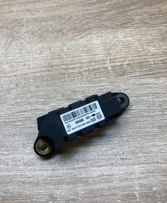 Mercedes-Benz S W220 Airbag deployment crash/impact sensor 0018209126