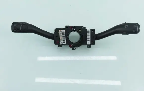 Volkswagen PASSAT B5.5 Wiper turn signal indicator stalk/switch 4B0953503G 8L0953513S