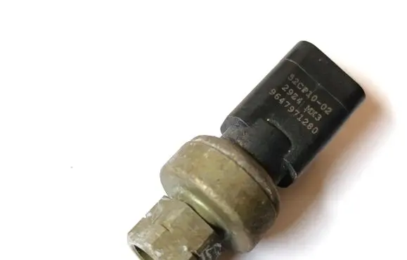 Air conditioning (A/C) pressure sensor