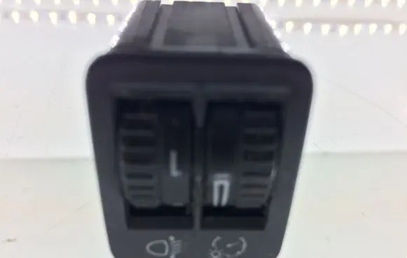 Volkswagen PASSAT B6 Headlight level height control switch 3C0807184