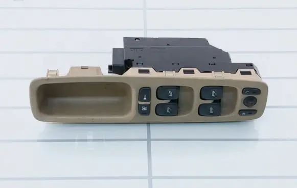 Volvo S60 Electric window control switch 30658116 02W38E MD383200091