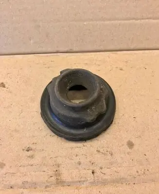 Volkswagen Polo V 6R Rear coil spring rubber mount 1J0512149B