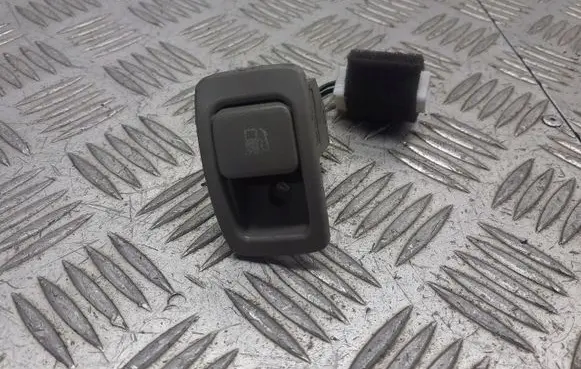 Hyundai Trajet Fuel tank opening switch 935553A000