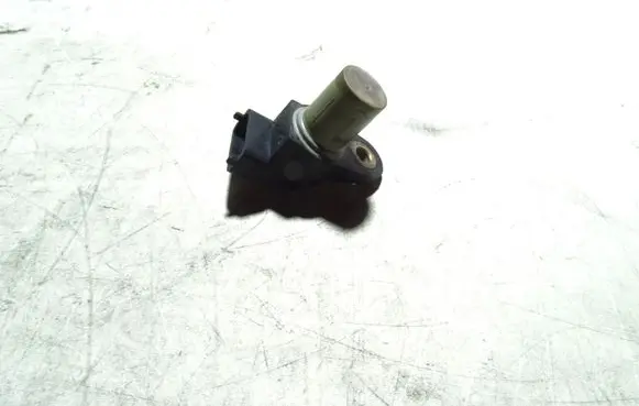 Mercedes-Benz B W245 Camshaft position sensor A0031539728