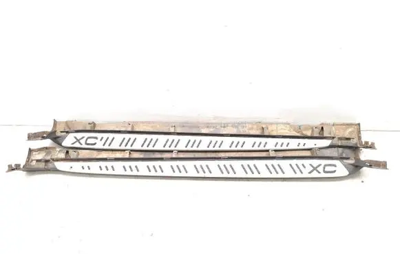 Volvo XC60 Sill/side skirt trim 31253570 31253569