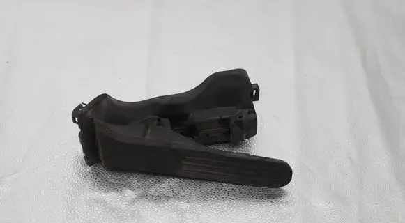 Volkswagen Golf V Accelerator throttle pedal 1K1721503AA 6PV01049850