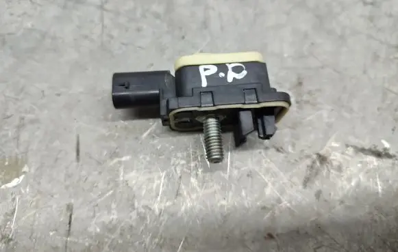 Porsche Cayenne (92A) Airbag deployment crash/impact sensor 7P0959354