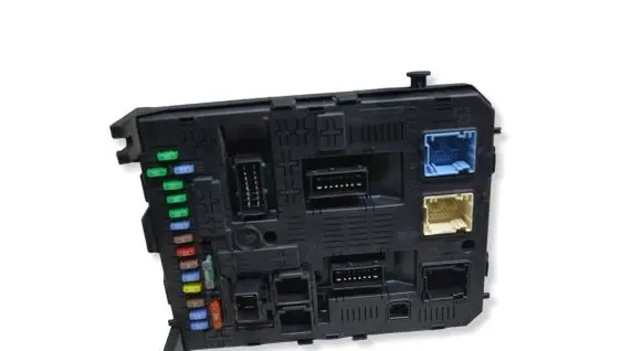 Peugeot 308 SW Comfort/convenience module 28120836