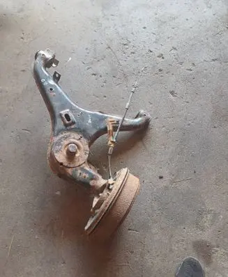 Volkswagen Transporter - Caravelle T4 Rear wheel hub