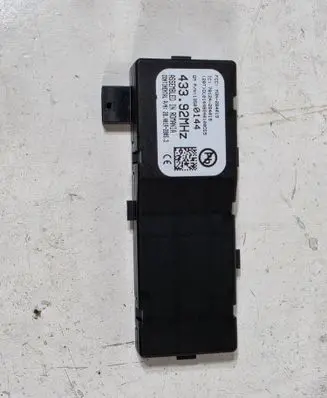 Opel Astra J Aerial antenna amplifier 13500144 7812A284019