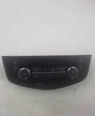 Nissan Qashqai Climate control unit 275004ea1a