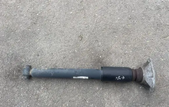 BMW 4 F36 Gran coupe Rear shock absorber/damper 6873825
