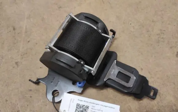 Opel Meriva A Middle seatbelt (rear) 6134992 93335123 93390052