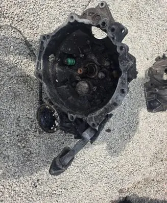 Volkswagen Golf IV Manual 5 speed gearbox 02J301107
