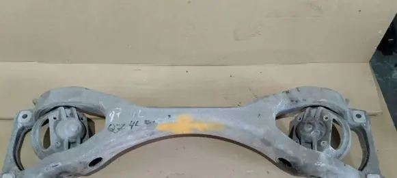 Audi Q7 4L Rear subframe 7L8512369