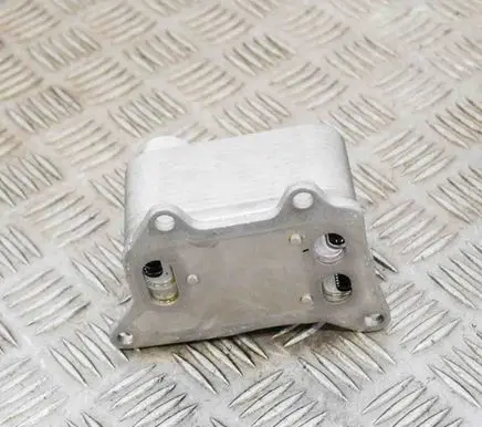 Engine oil radiator