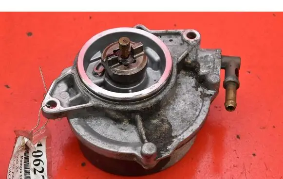 Audi A5 8T 8F Vacuum pump 057145100AF