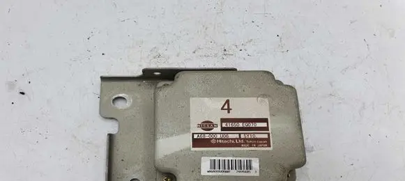 Nissan X-Trail T30 Torque split ecu control unit/module 41650EQ070 A68000U065Y10