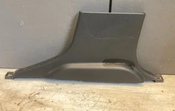 Peugeot 3008 I (B) pillar trim (bottom) 9684383677