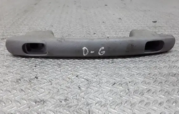 Honda HR-V Rear interior roof grab handle