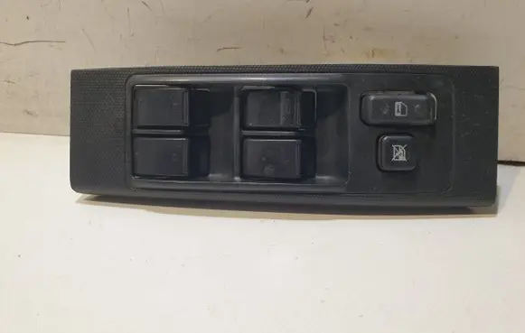 Toyota Corolla Verso AR10 Electric window control switch 54355667D 848200F030