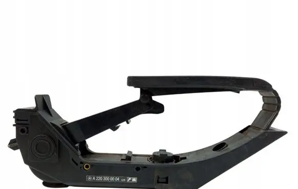 Mercedes-Benz S W220 Accelerator throttle pedal A2203000004