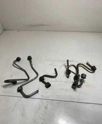 Renault Megane II Fuel injector supply line/pipe 