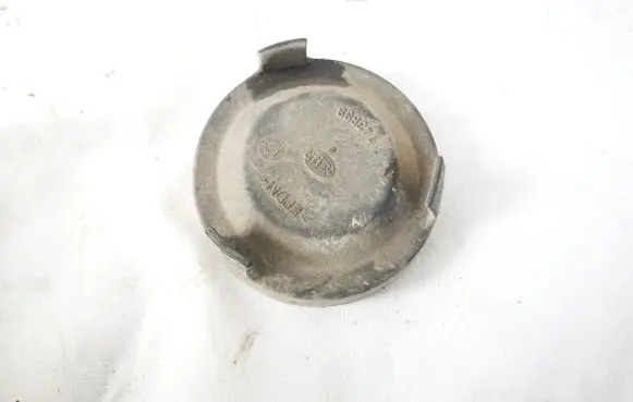 Headlight/headlamp dust cover