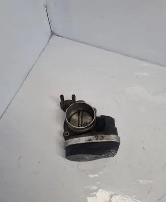 Skoda Superb B6 (3T) Throttle valve 06F133062J 044611 4082383