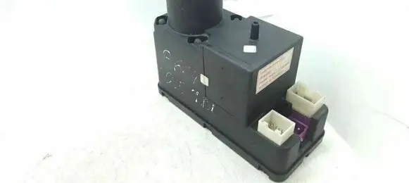 Audi 100 S4 C4 Central locking vacuum pump 4A0862257B