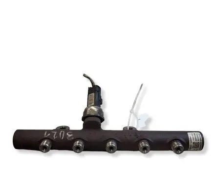 Renault Megane III Fuel main line pipe 8200669695 H8200701690 066806BDT