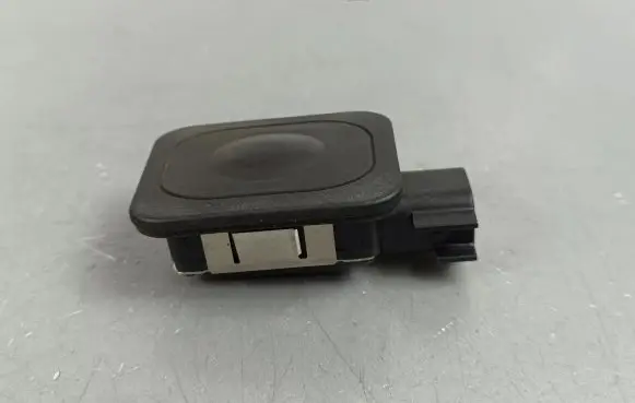 Jaguar F-Pace Tailgate opening switch GX7314K147AA