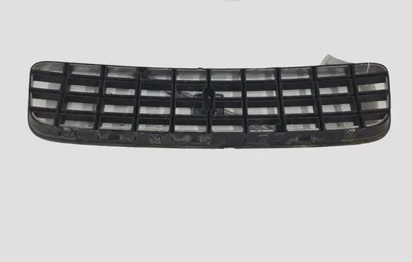 Volvo XC90 Front grill 8620641