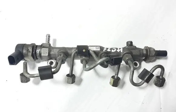 Seat Leon (5F) Fuel main line pipe 057130764AB 04L089D