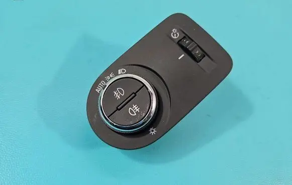 Opel Mokka B Light switch 39050760 IMPRK1460229